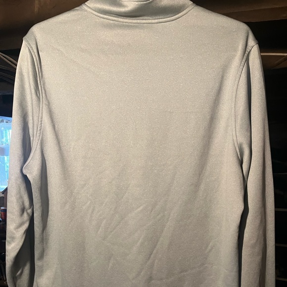 Under Armour Pullover - Picture 2 of 5